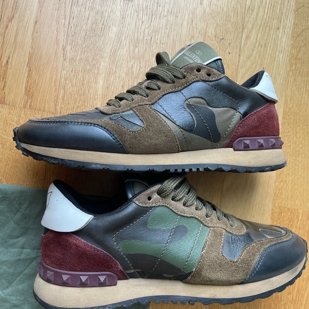 Valentino Garavani Rockstud Camouflage Sneakers
